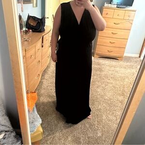 Elegant Black Maxi Dress